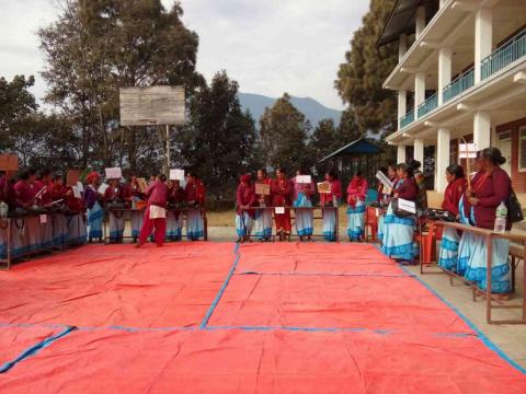 चौधौं महिला स्वयंसेविका दिवसका अवसरमा वडा स्तरीय महिला स्वास्थ्य स्वयंसेविका हाजिरीजवाफ प्रतियोगिता सञ्चालन हुँदै